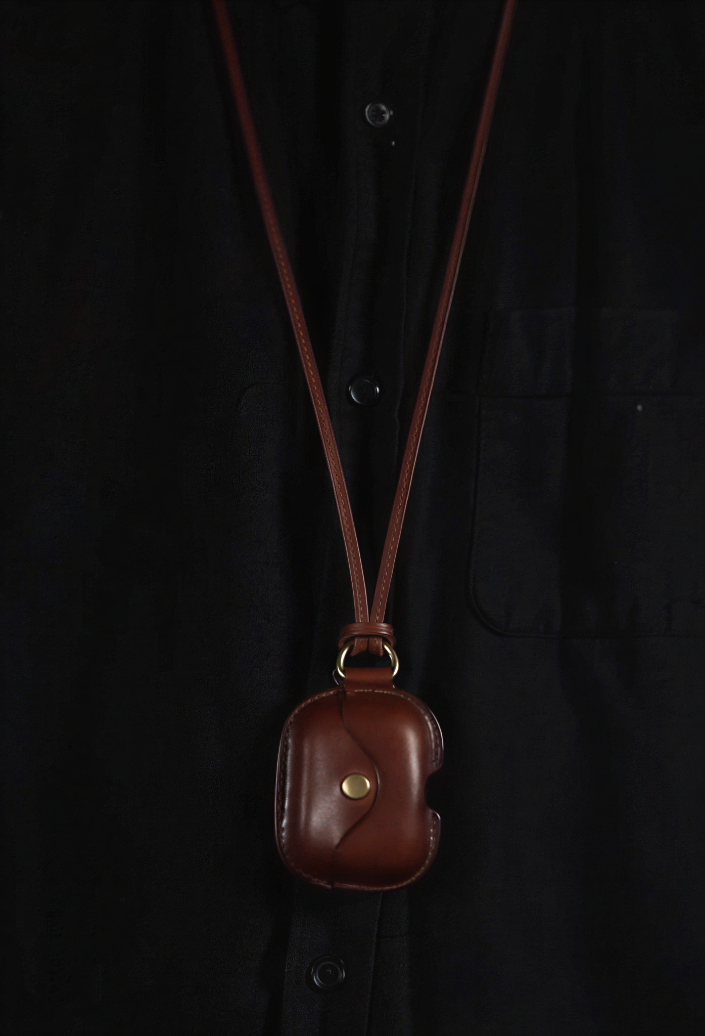 KAKAVY Premium Genuine Leather Airpods Case detail image 2